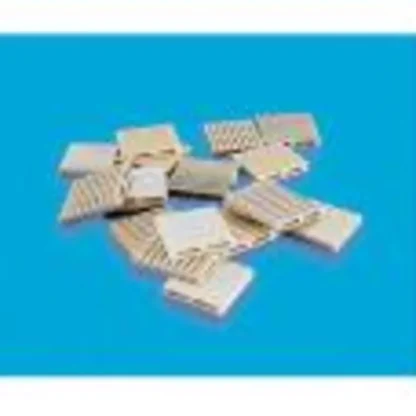 Trains | Peco 5081 HO Pallets (18) - Your Source for Gaming Essentials