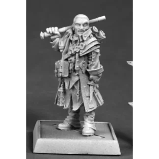 Quinn, Iconic Investigator 60176 Pathfinder Miniature Unpainted - Your Source for Gaming Essentials Store
