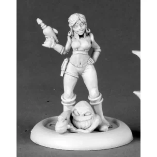 Reaper Miniatures Betty, Space Heroine #50150 Chronoscope D&D RPG Mini Figure - Your Source for Gaming Essentials Best