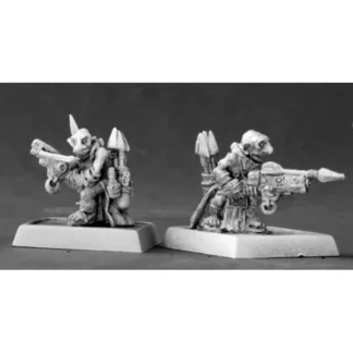 Reaper Miniatures Bloodstone Gnome Pinners (9) 06212 Warlord Army Pack Unpainted - Your Source for Gaming Essentials Best
