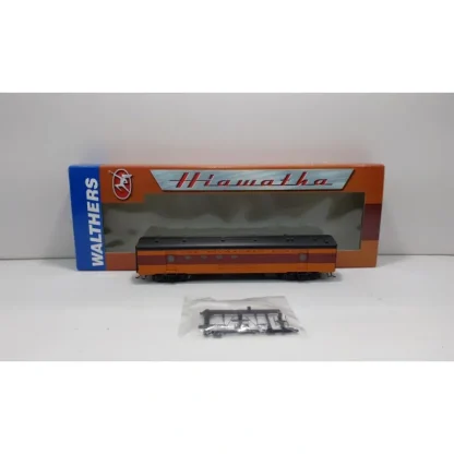 Trains | Walthers 932-9201 HO Scale Milwaukee Road 1955 Twin Cities Hiawatha RPO Car - Your Source for Gaming Essentials